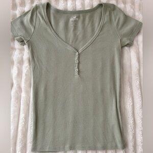 Hollister Women's Sage Short Sleeve Fitted Top